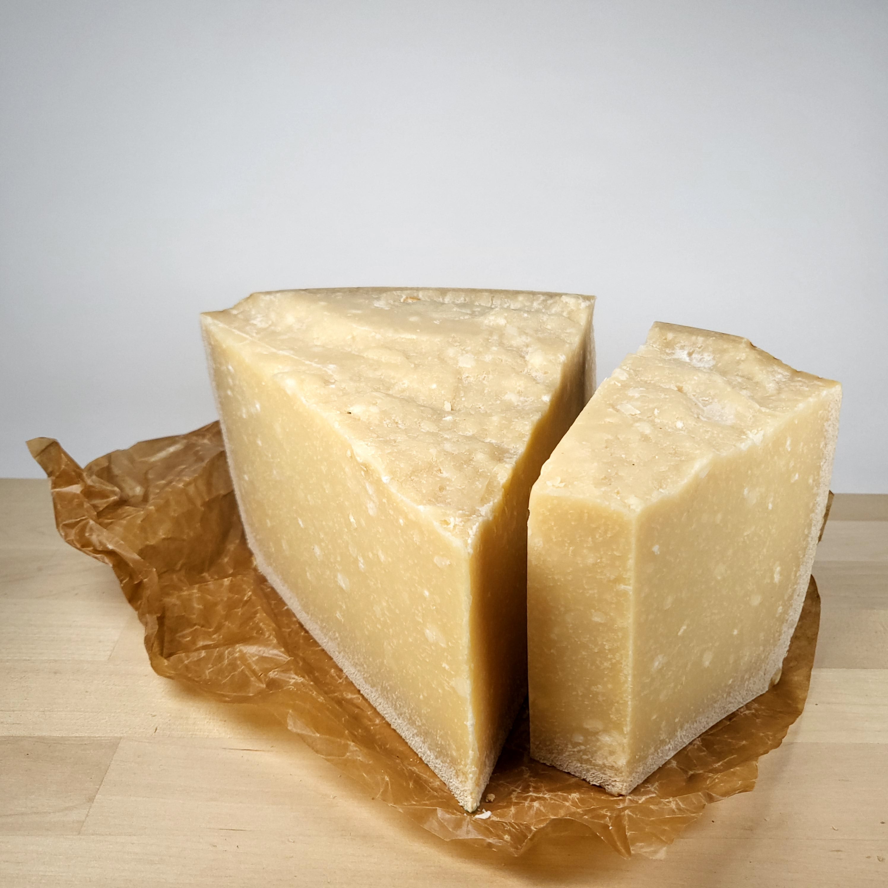 Parmigiano Reggiano 24-kuukautta