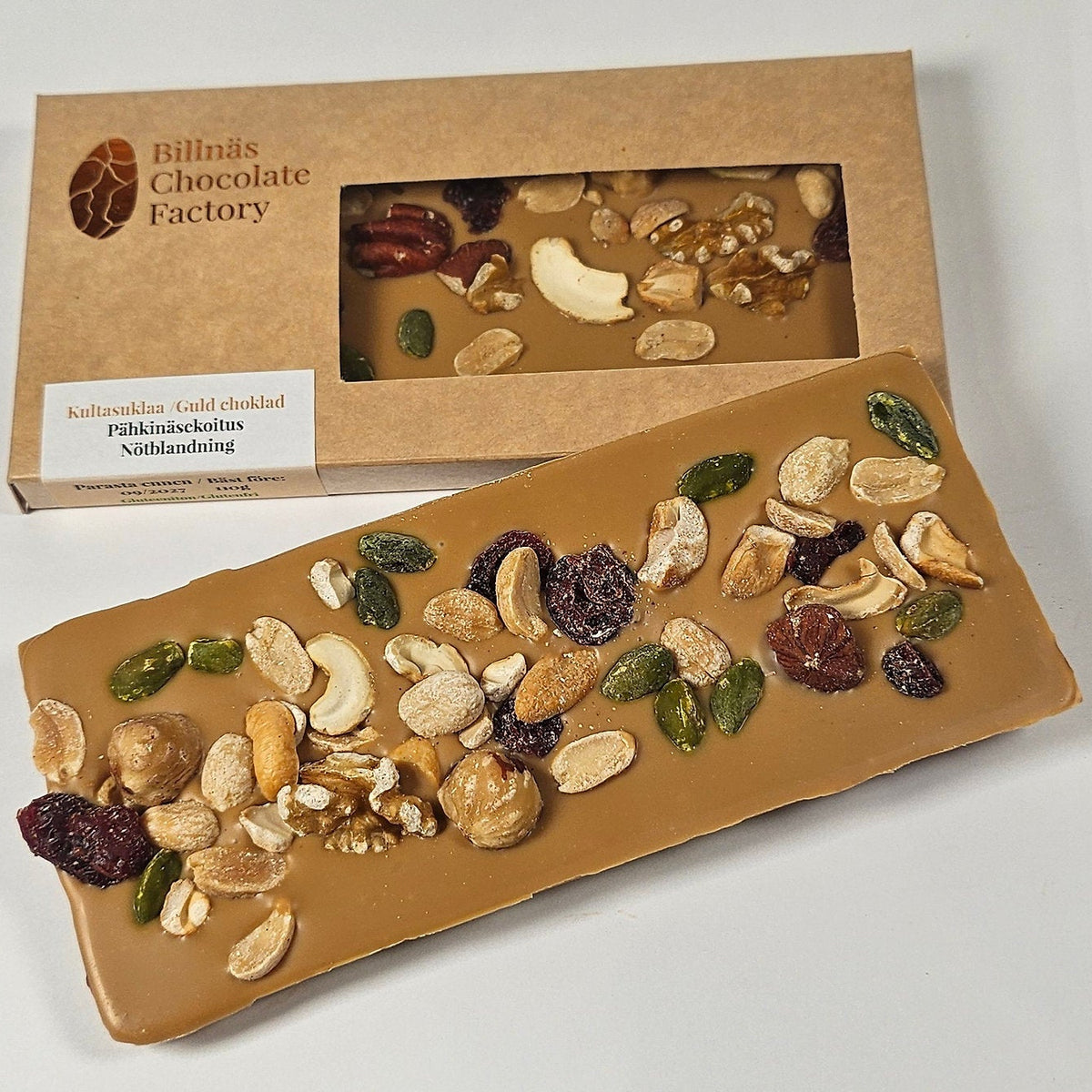 Gold Chocolate & Nuts 100 g