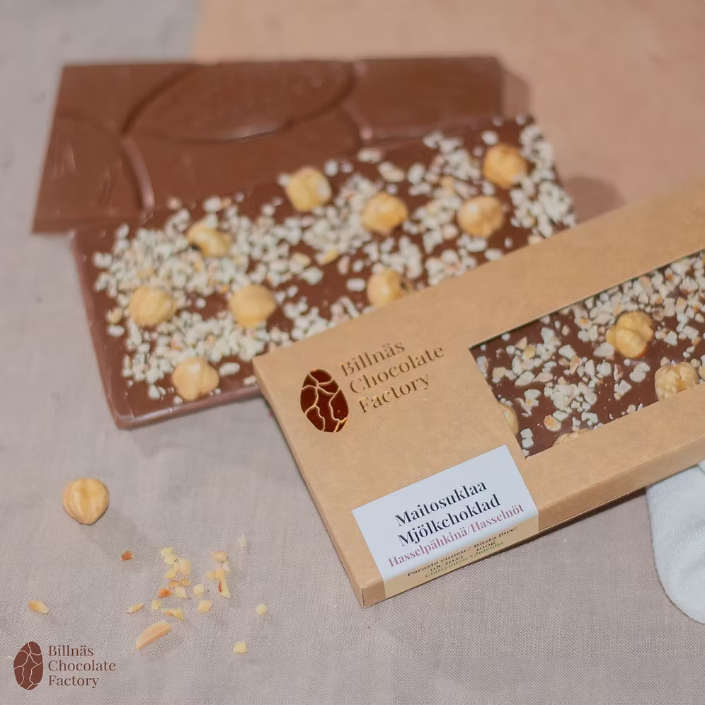 Milk Chocolate & Piemontese Hazelnuts 100 g